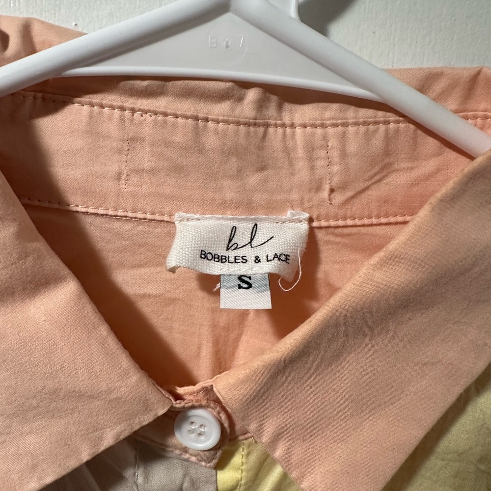 Color block button up - Picture 2 of 3
